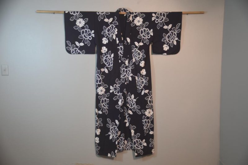 Navy Blue and White Vintage Japanese Cotton Yukata - Image 4
