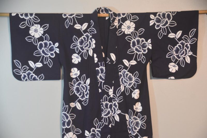 Navy Blue and White Vintage Japanese Cotton Yukata - Image 7