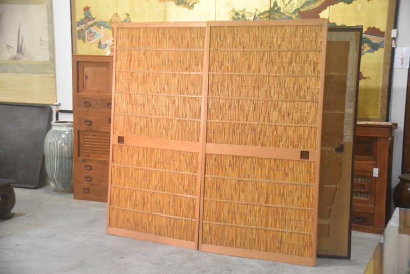 Pair of Japanese Summer Screen Doors Height:1770mm - Image 5
