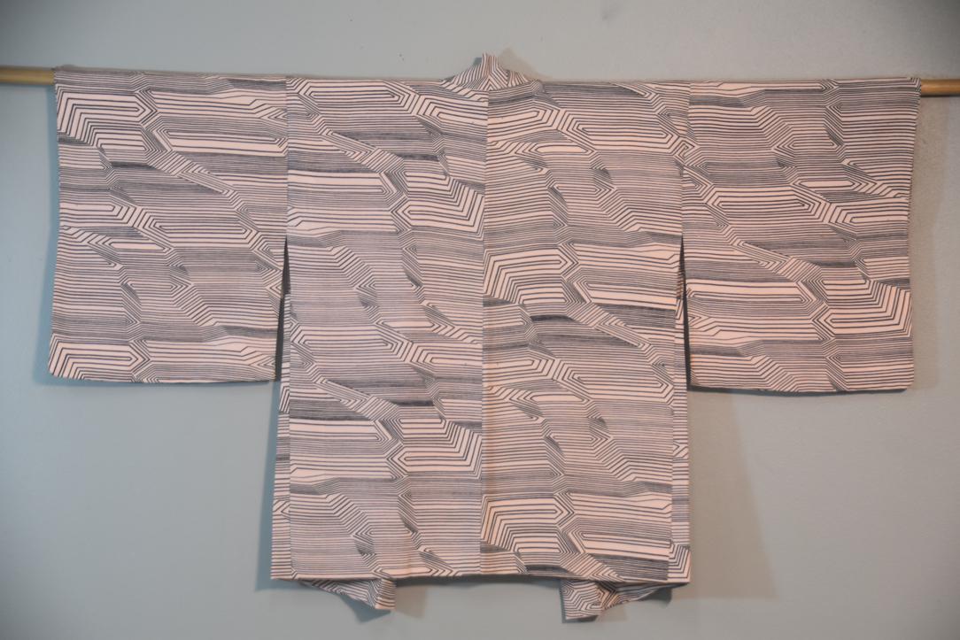 Palest Pink Geometric Vintage Japanese Silk Haori Jacket - Image 4