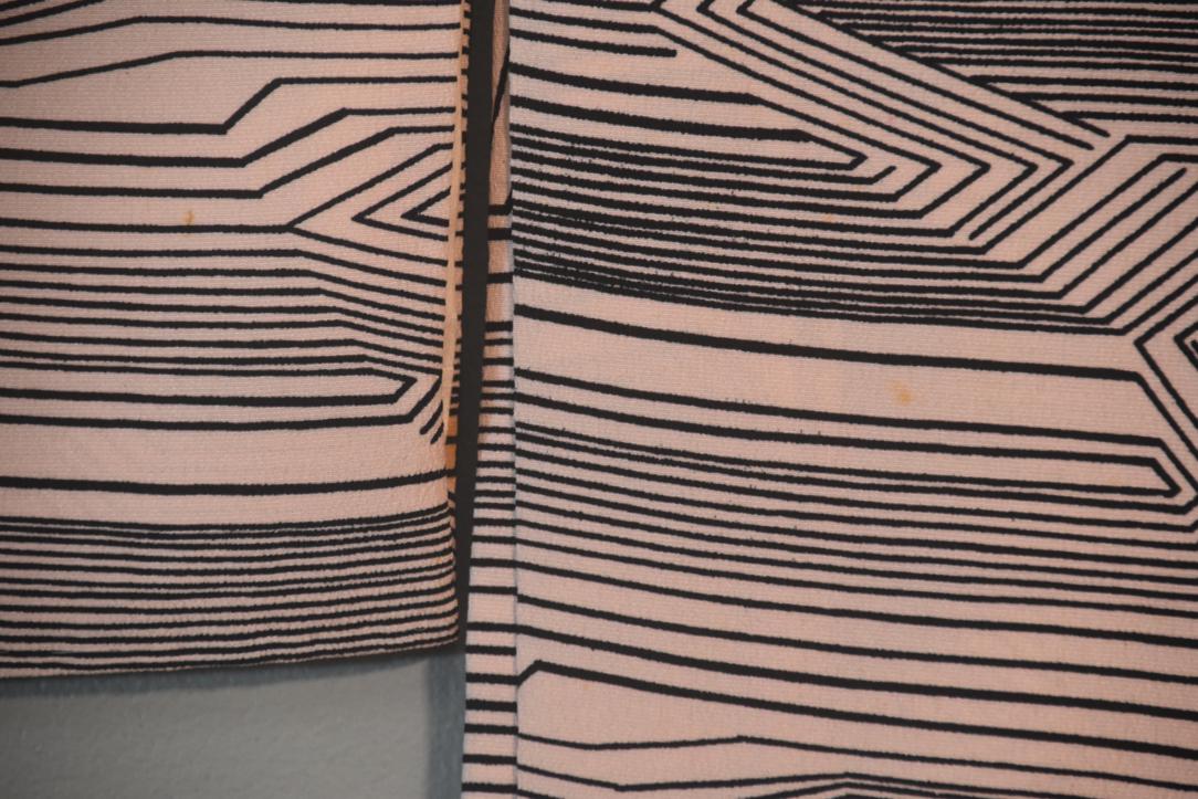 Palest Pink Geometric Vintage Japanese Silk Haori Jacket - Image 3