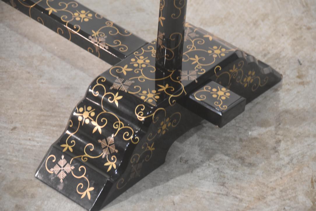 Japanese Lacquered Kimono Stand Width:1815mm - Image 2