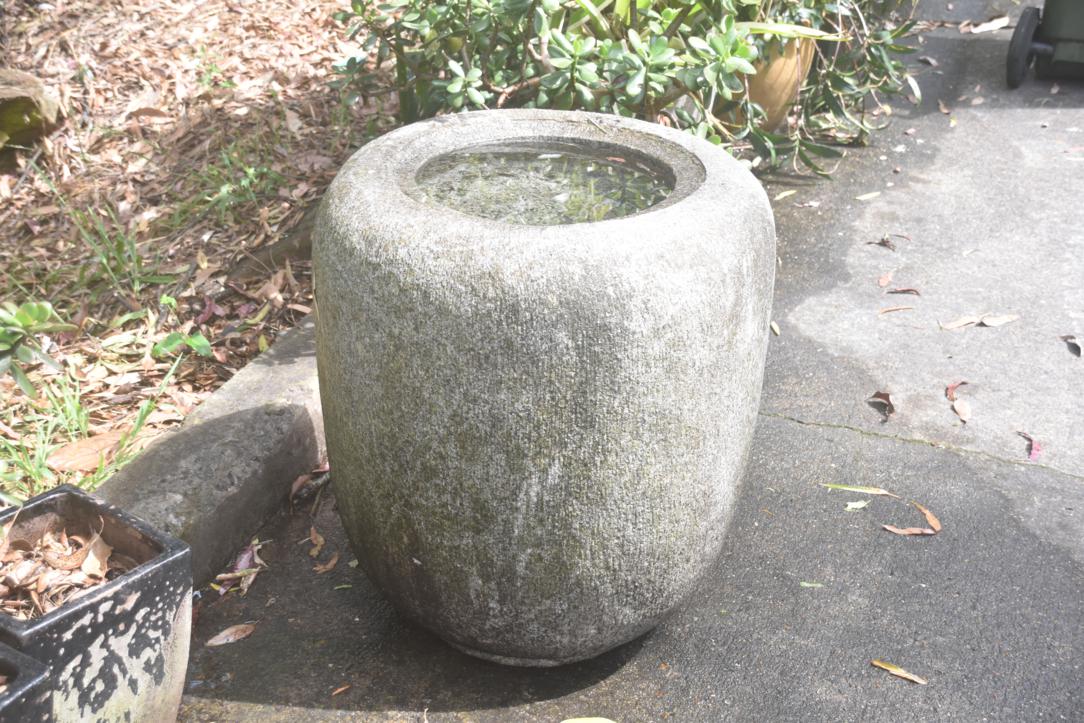 Natsume (Tea Caddy) Granite Garden Basin Width:630mm - Image 4
