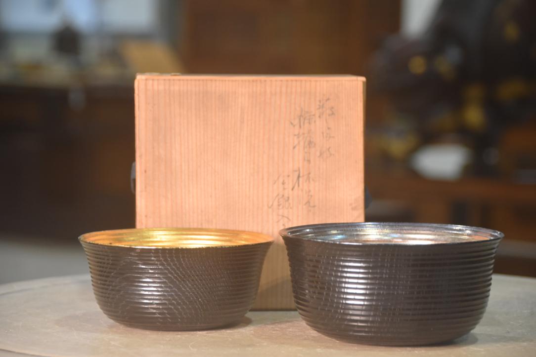 Wooden Bowl Set of 2 - Silver & Gold in a Wooden box Width:150mm - Image 8