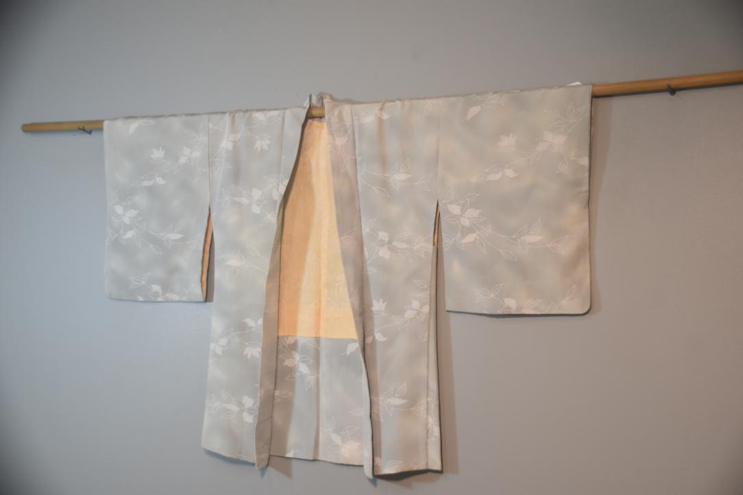 Dove Grey Vintage Japanese Haori Jacket - Image 4