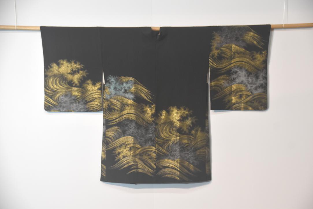 Gold and Silver Waves Haori Jacket - Image 7