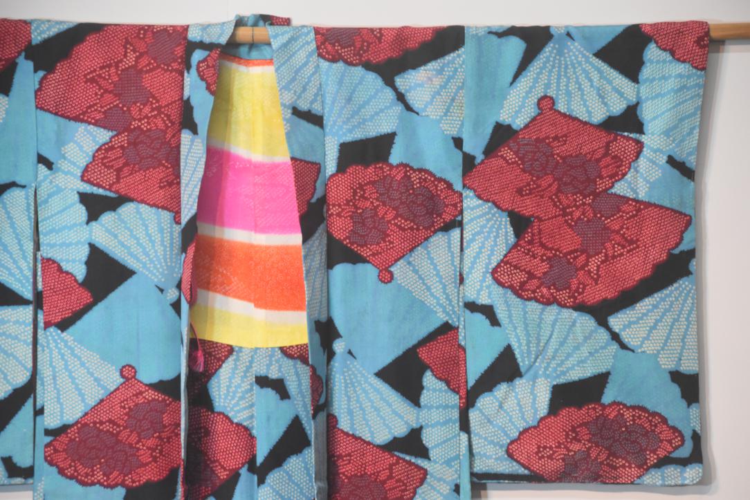 Rare Blue & Red Fan Silk Vintage Haori Jacket - Image 4