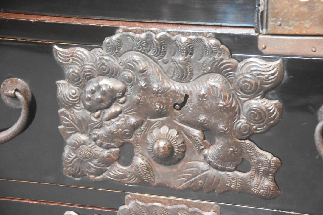Shonai Antique Clothing Chest Width:880mm - Image 2
