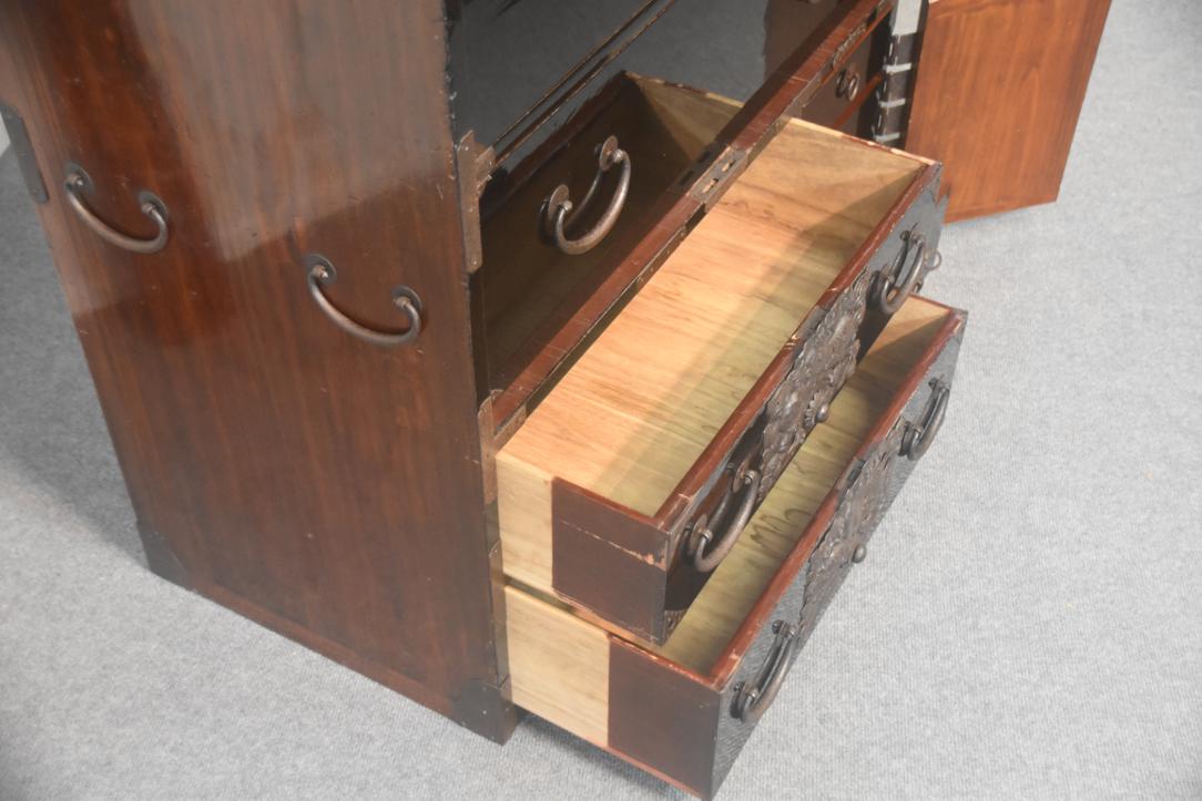 Shonai Antique Clothing Chest Width:880mm - Image 12