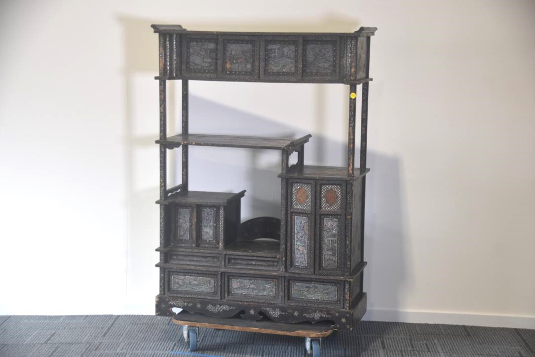 Chinese Imported Kazari Dana Display Shelves Width:940mm