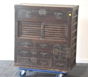 Gifu Region Merchants Chest Width: 820mm