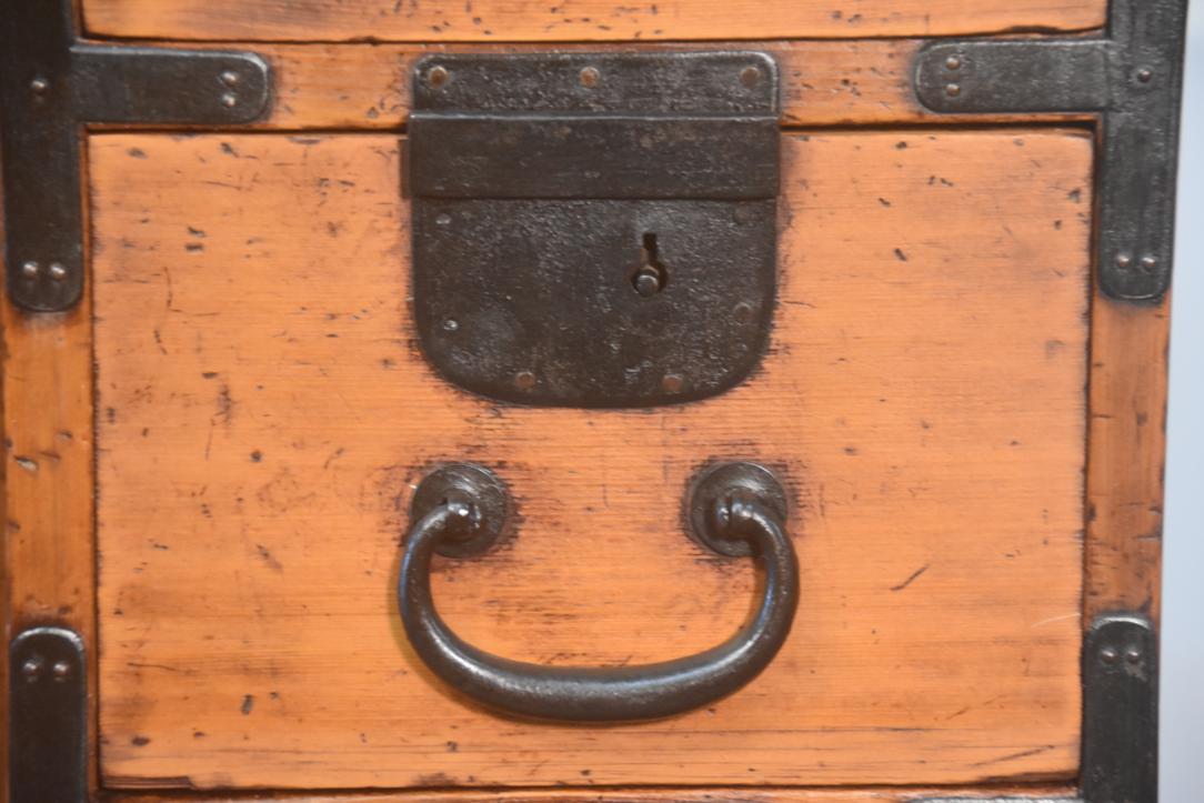 Meiji Period Osaka Region Merchant Chest Width:895mm - Image 11