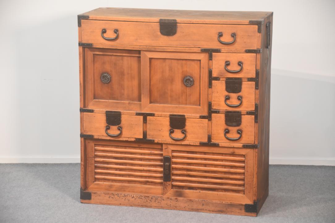 Meiji Period Osaka Region Merchant Chest Width:895mm