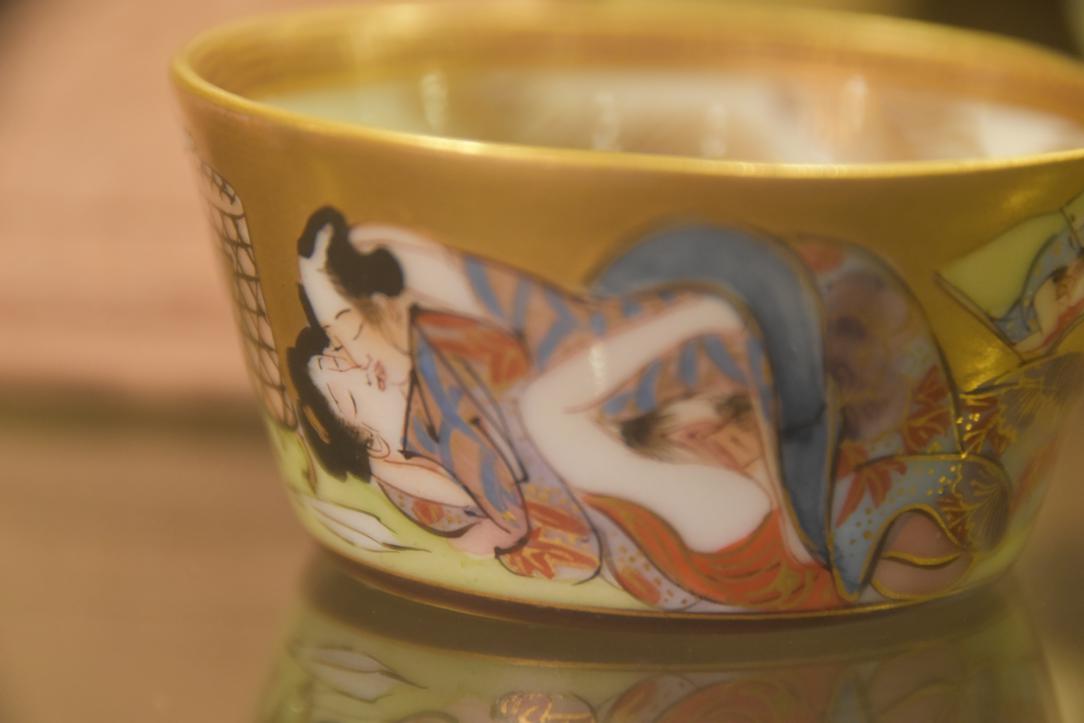 Shunga Kutani Pottery Sake Cup Width:57mm - Image 2
