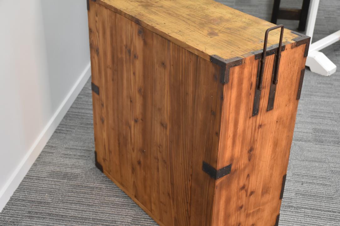 Meiji Period Tokyo Region Merchant's Chest in Paulownia Width:780mm - Image 3