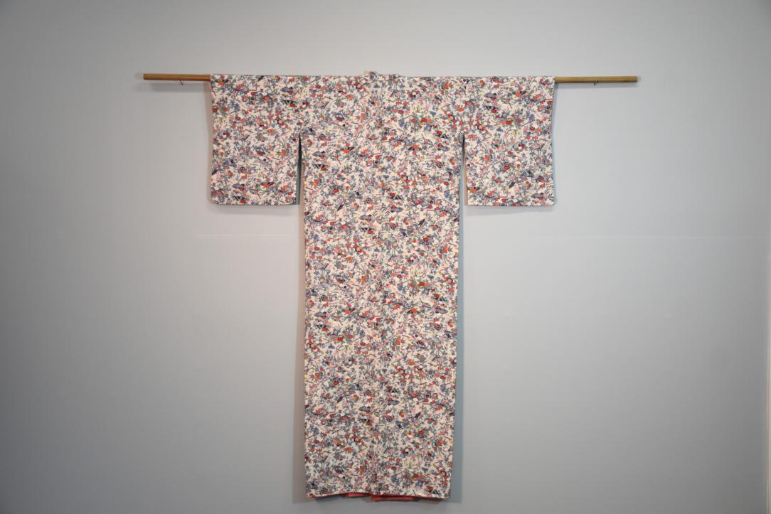 Spring Surprise Japanese Silk Kimono - Image 4