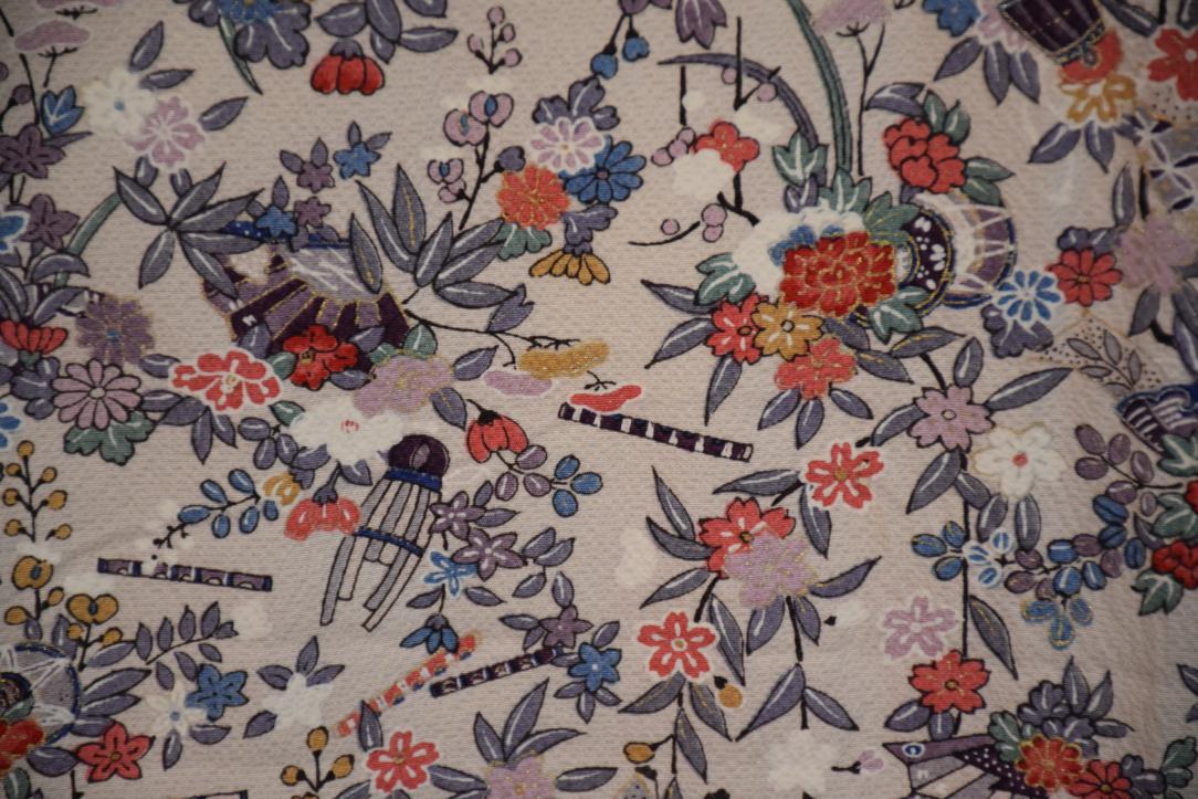 Spring Surprise Japanese Silk Kimono - Image 2