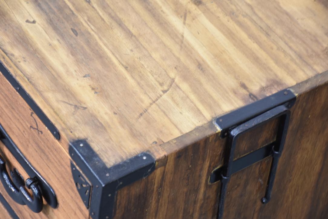 Antique 2 Section Campaign Chest (Clothing Chest) Width:1030mm - Image 11