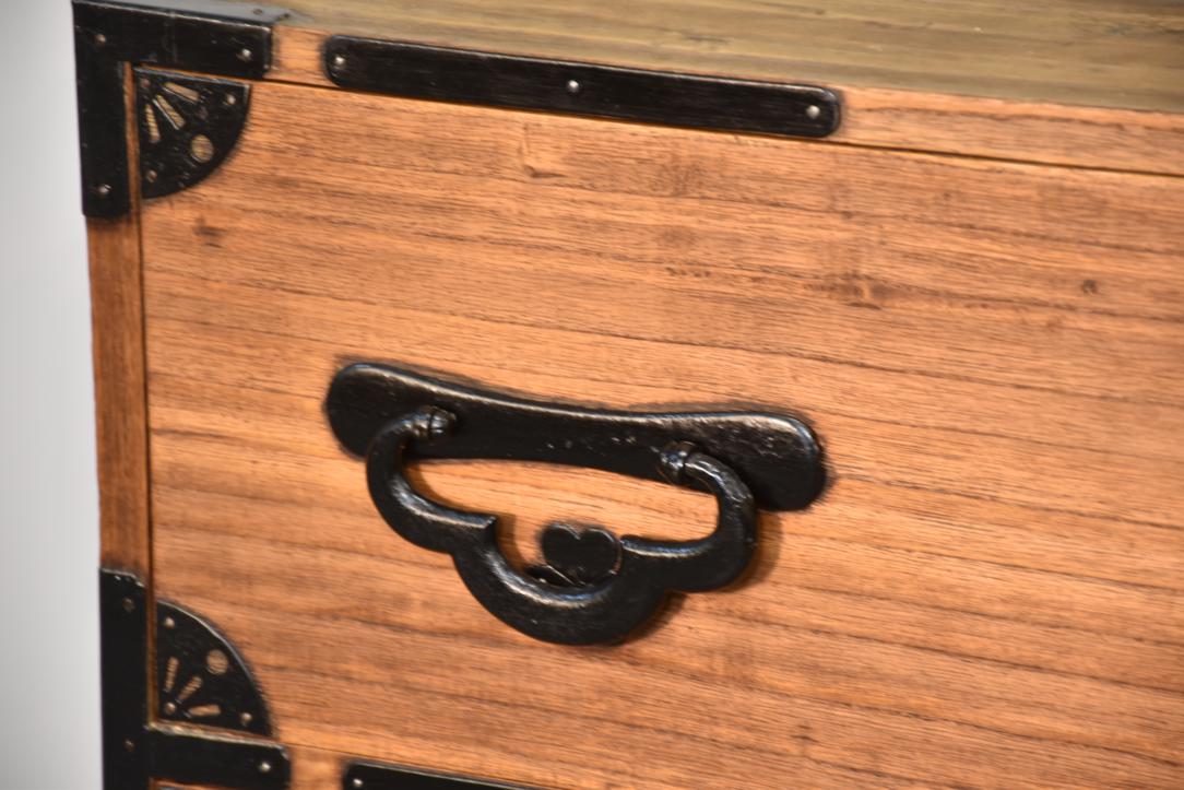 Antique 2 Section Campaign Chest (Clothing Chest) Width:1030mm - Image 2