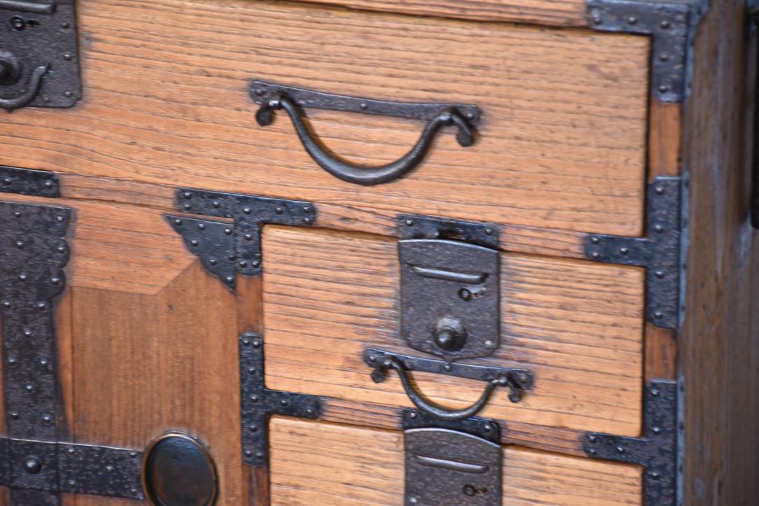 Meiji Period Tokyo Region Merchant's Chest in Paulownia Circa:1890 Width:780mm