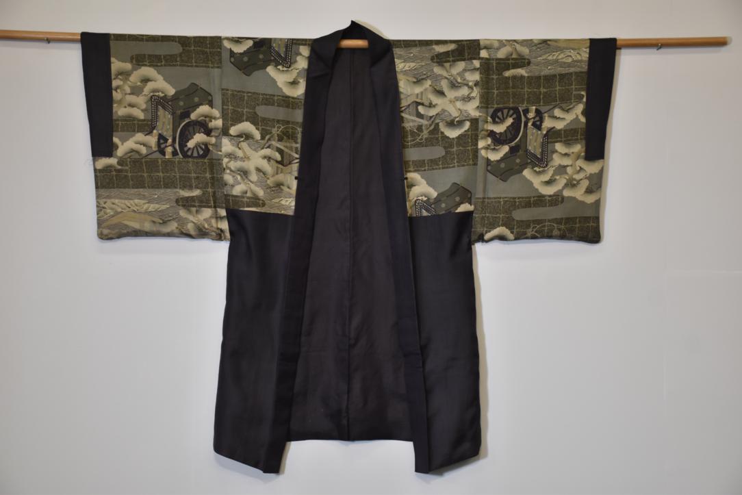 Japanese Landscapes Black Silk Man's Haori - Image 4