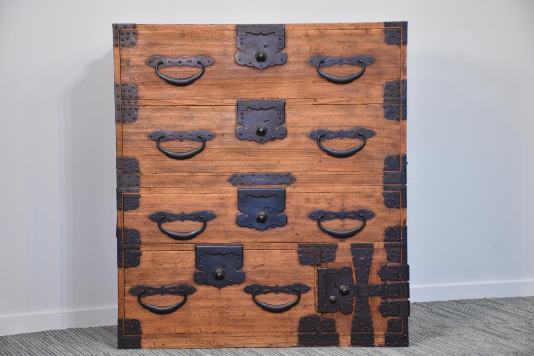 Antique 2 Section Campaign Chest (Clothing Chest) Width:935mm - Image 8