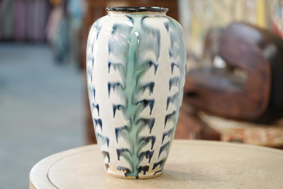 Shigaraki Pottery Vase Height:300mm - Image 3