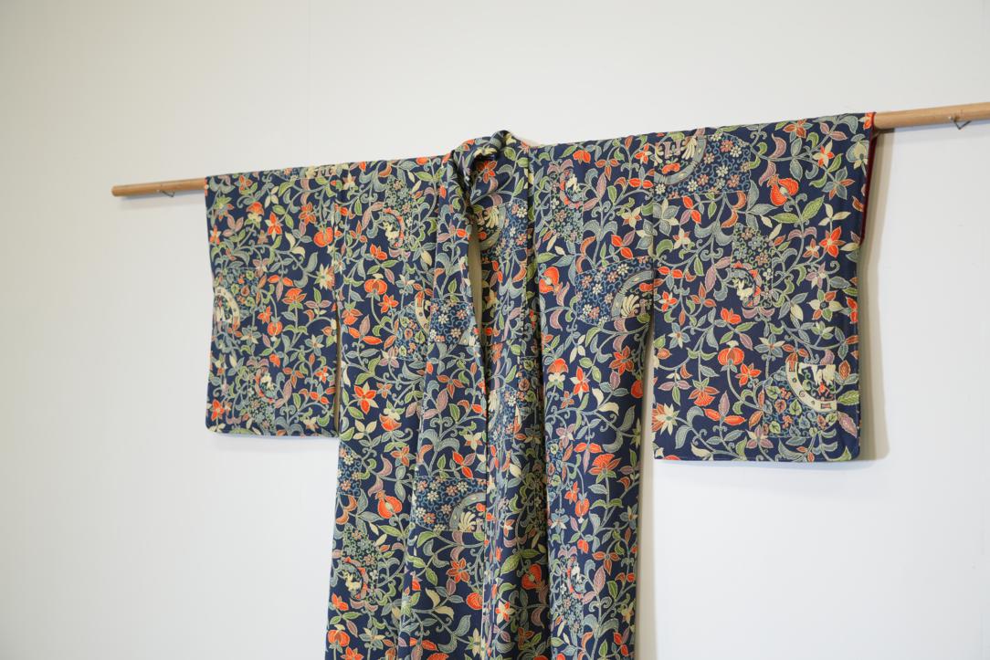 Blue Pizzazz Japanese Silk Kimono - Image 4