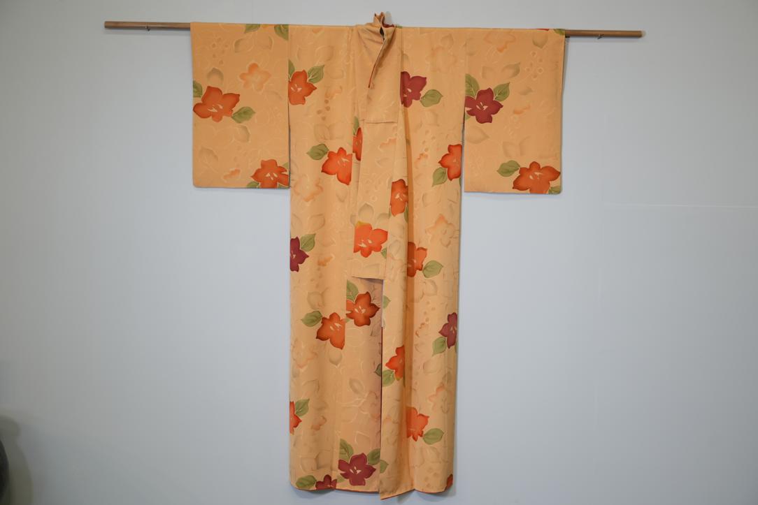 Golden Floral Japanese Silk Kimono - Image 6