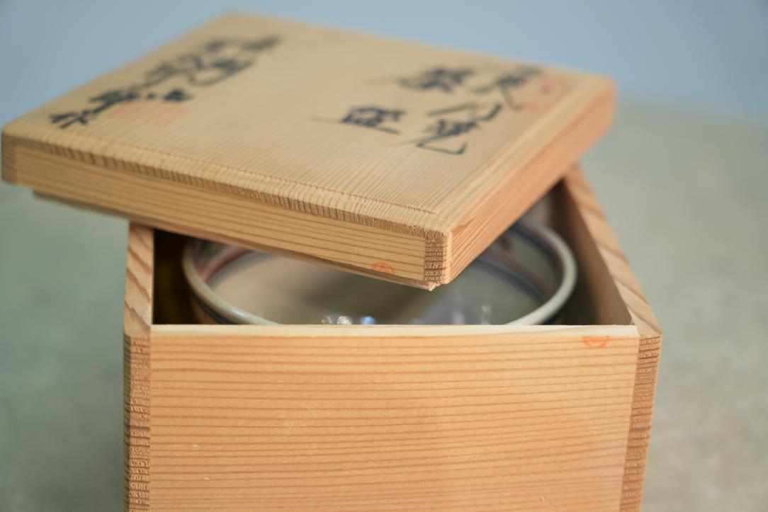 Dragon Chawan Tea Bowl in a Wooden box Width:127mm - Image 7