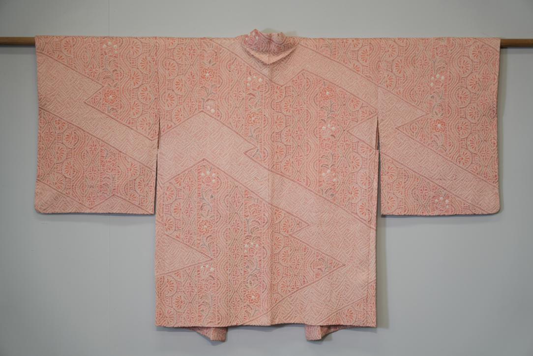 Silk Haori Jacket The Detail is Amazing - Image 3