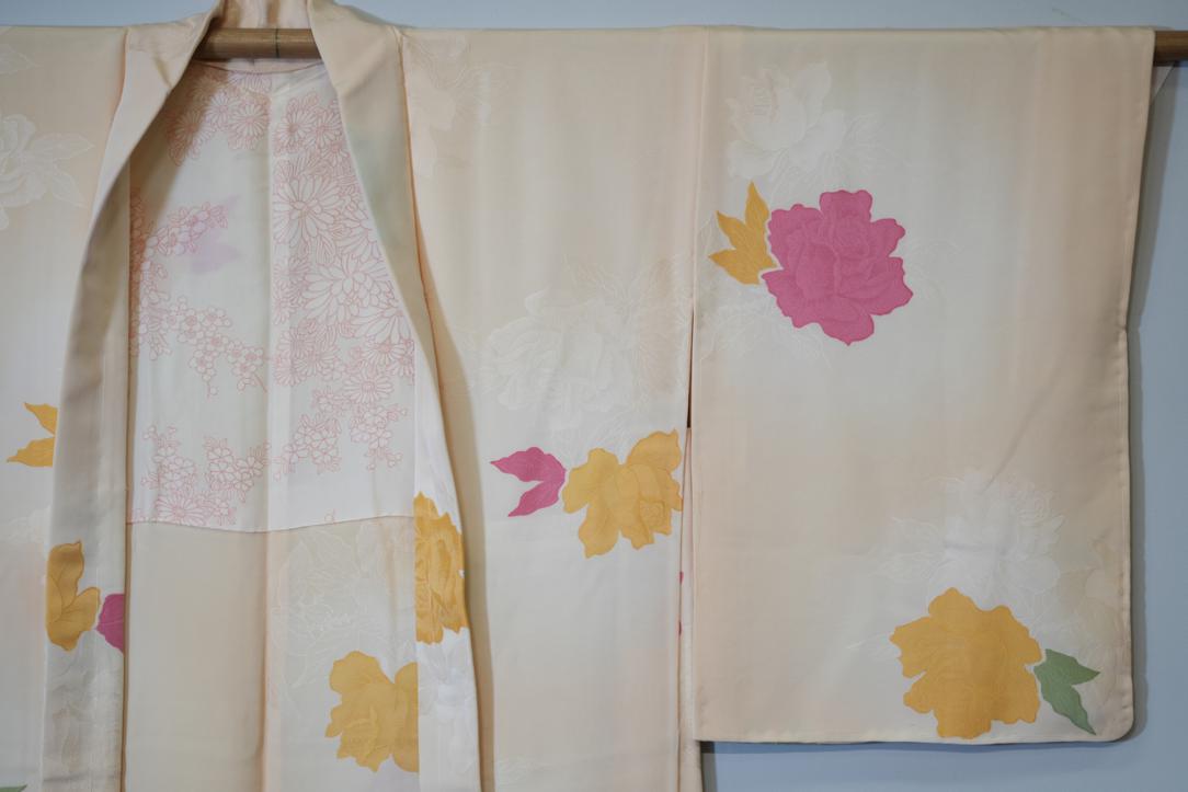 Silk Roses Japanese Haori Jacket - Image 3