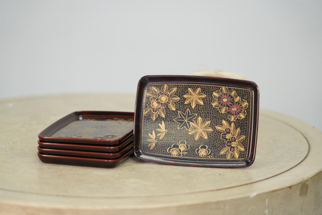Set of 5 Japanese Lacquered Wood Plates Autumn Foliage and Flowers