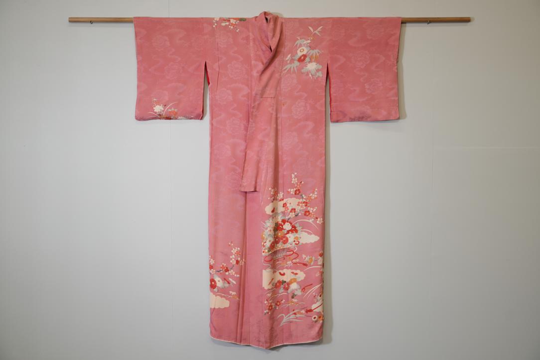 Fans and Flowers Pink Jacquard Japanese Silk Kimono - Image 3