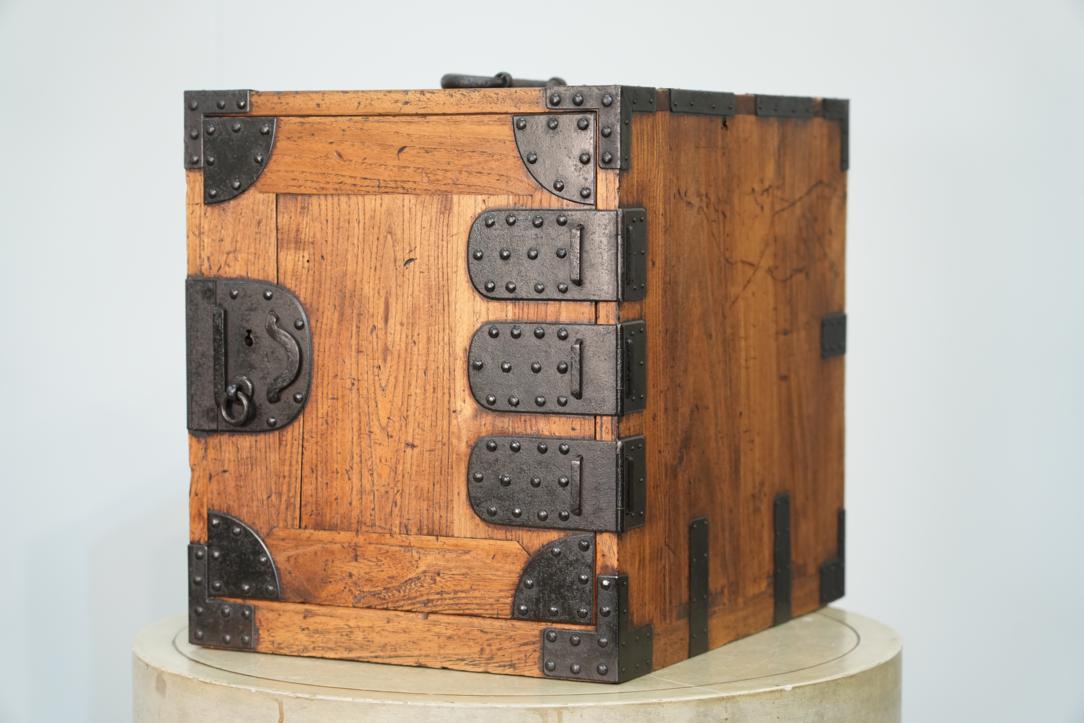 Japanese Edo Period Funa Dansu Ship's Chest Width:365mm