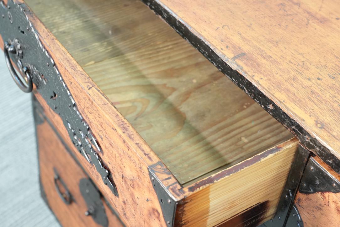 A very rare extra-wide Edo Period Sendai region Chest Width:1630mm - Image 7