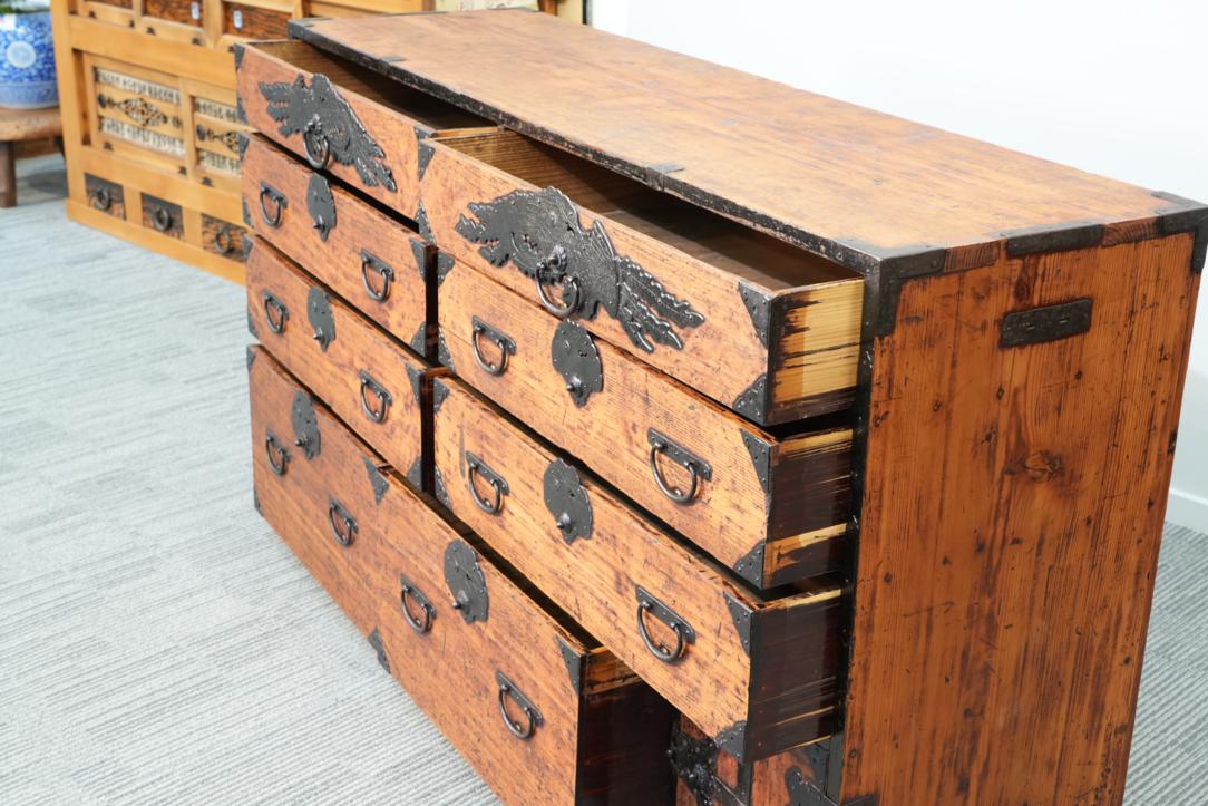 A very rare extra-wide Edo Period Sendai region Chest Width:1630mm - Image 6